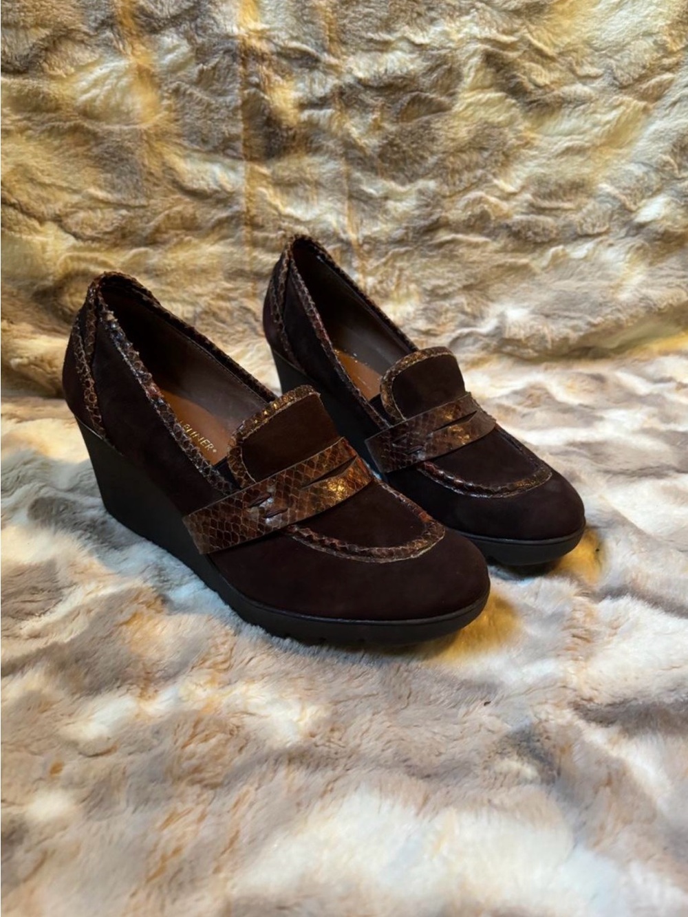 Donald J Pliner
Suede & Snakeskin Loafers